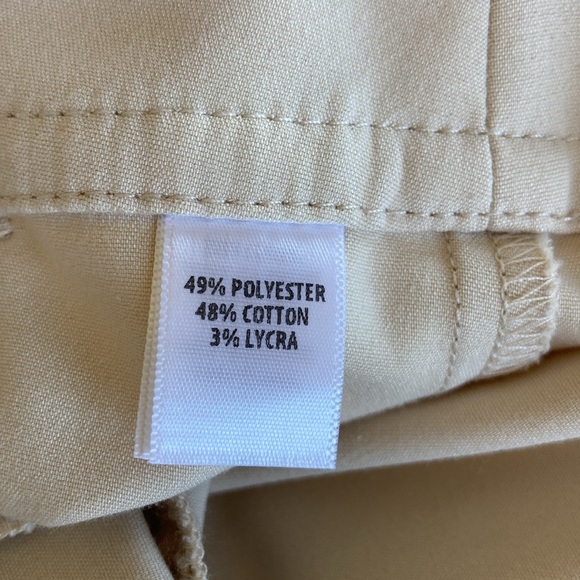 St. John Sport Skirt - Picture 10 of 12